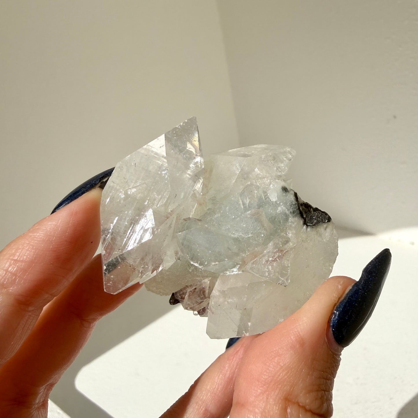 Diamond Apophyllite + Heulandite On White Chalcedony Cluster
