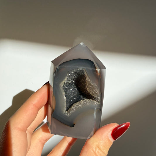 Agate Druzy Point