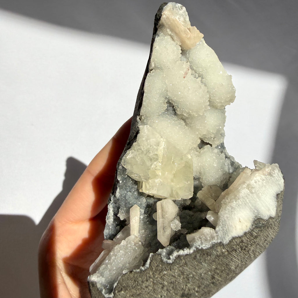 Prehnite, Calcite & Heulandite On Chalcedony Freeform