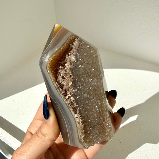 Agate Druzy Point