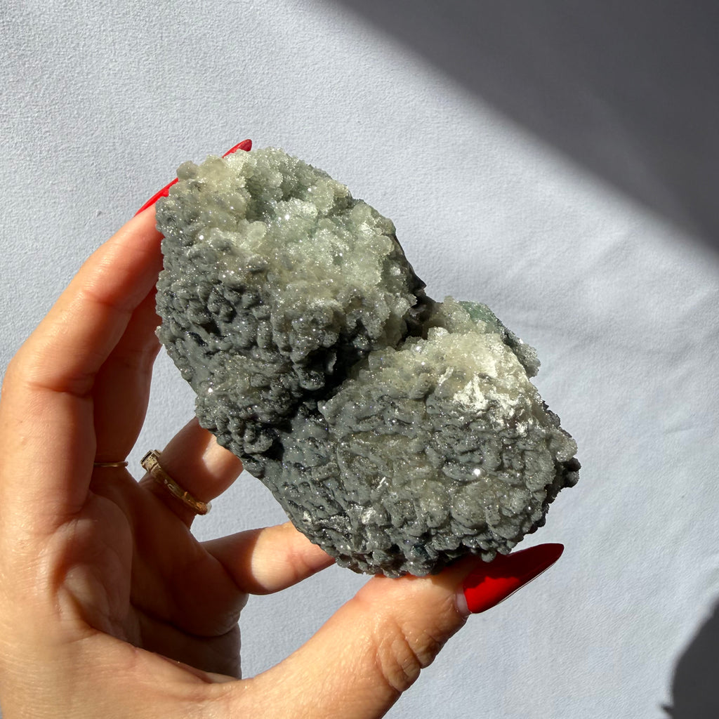 Heulandite, Chalcedony, Celadonite On Feldspar Quartz Cluster