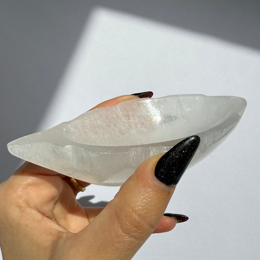 Selenite Leaf Bowl