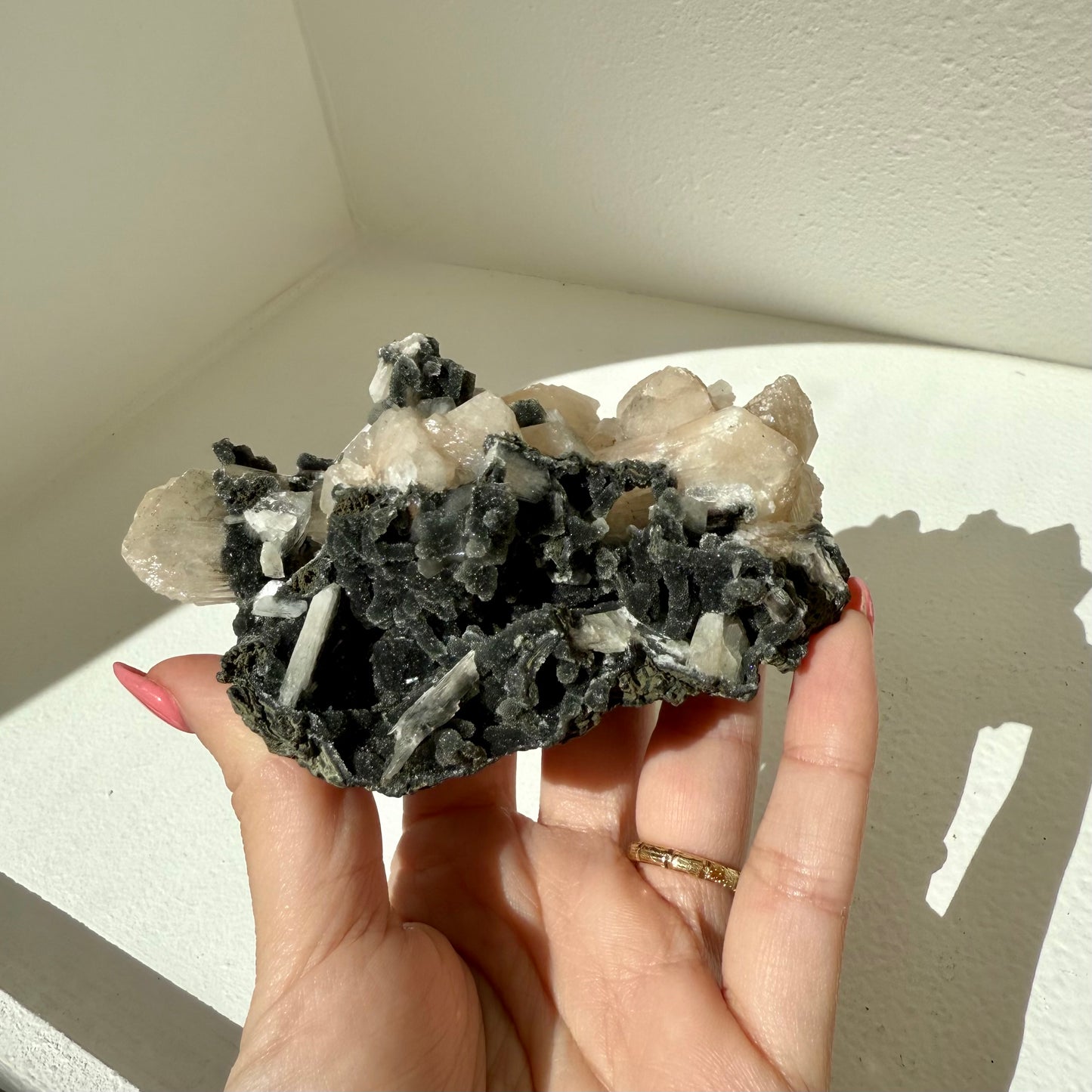 Black Chalcedony, Heulandite Cluster